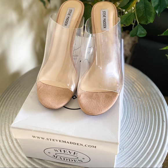 Steve Madden Evolve Clear Wedge Sandal 